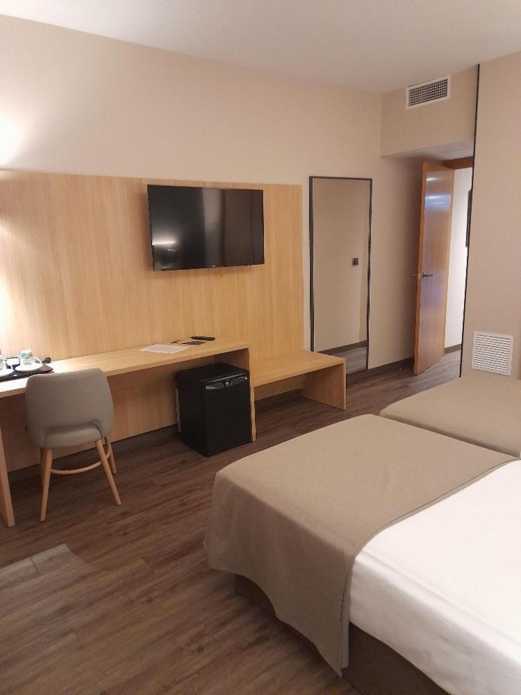 Sommos Hotel Benasque Spa מראה חיצוני תמונה